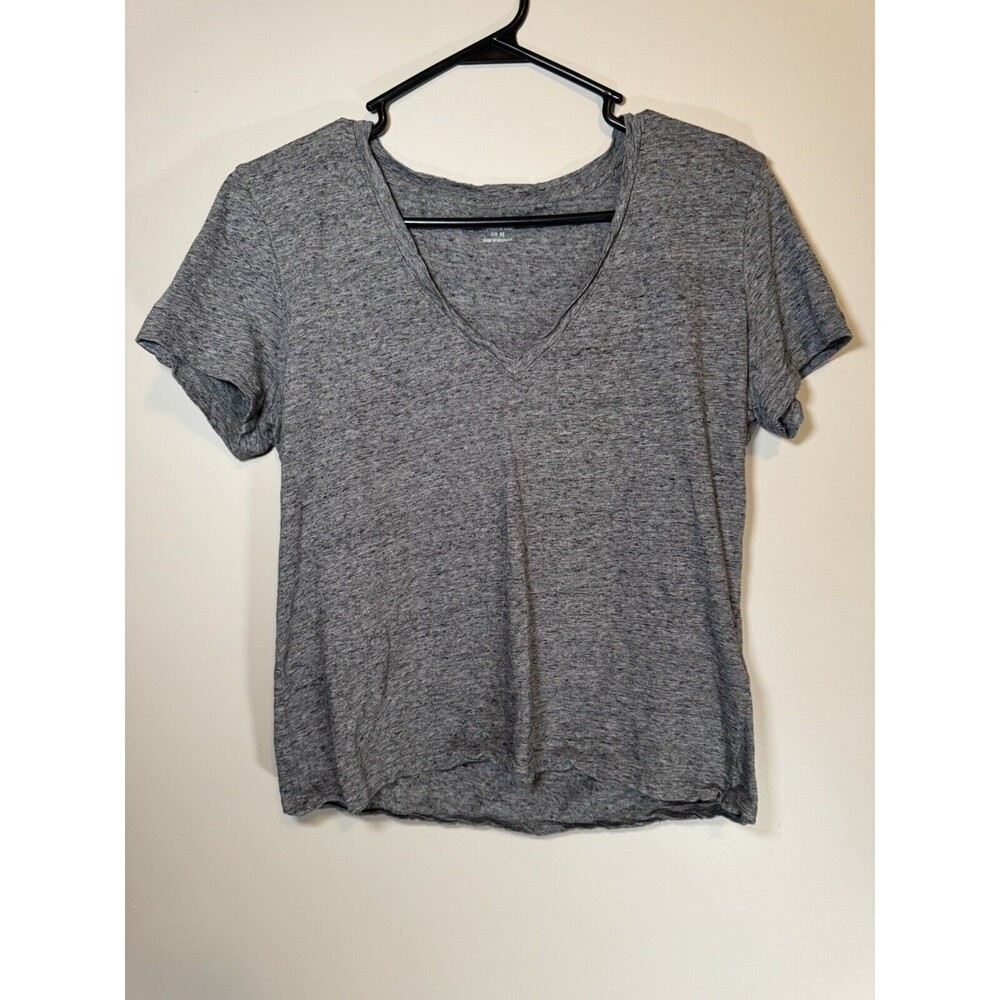 Madewell Gray V-Neck T- shirt Size Med *MAKE OFFERS*